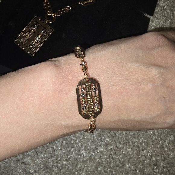 21kgp Dubai Elegant Gold Jewelry Set - Picture 3 of 5